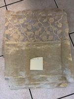 2xTischdecke Seide/Metallfäden, 140x140 cm - neu! 