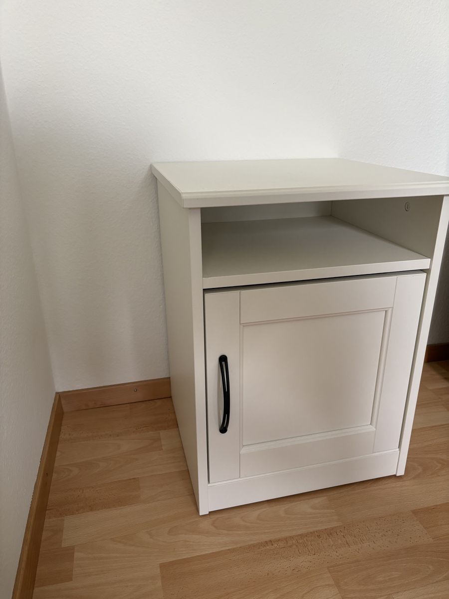 Ikea Nachttische: Nachttisch praktisch und klein  – Neu (gemäss Beschreibung) aus Kriens von ben_t22y 1