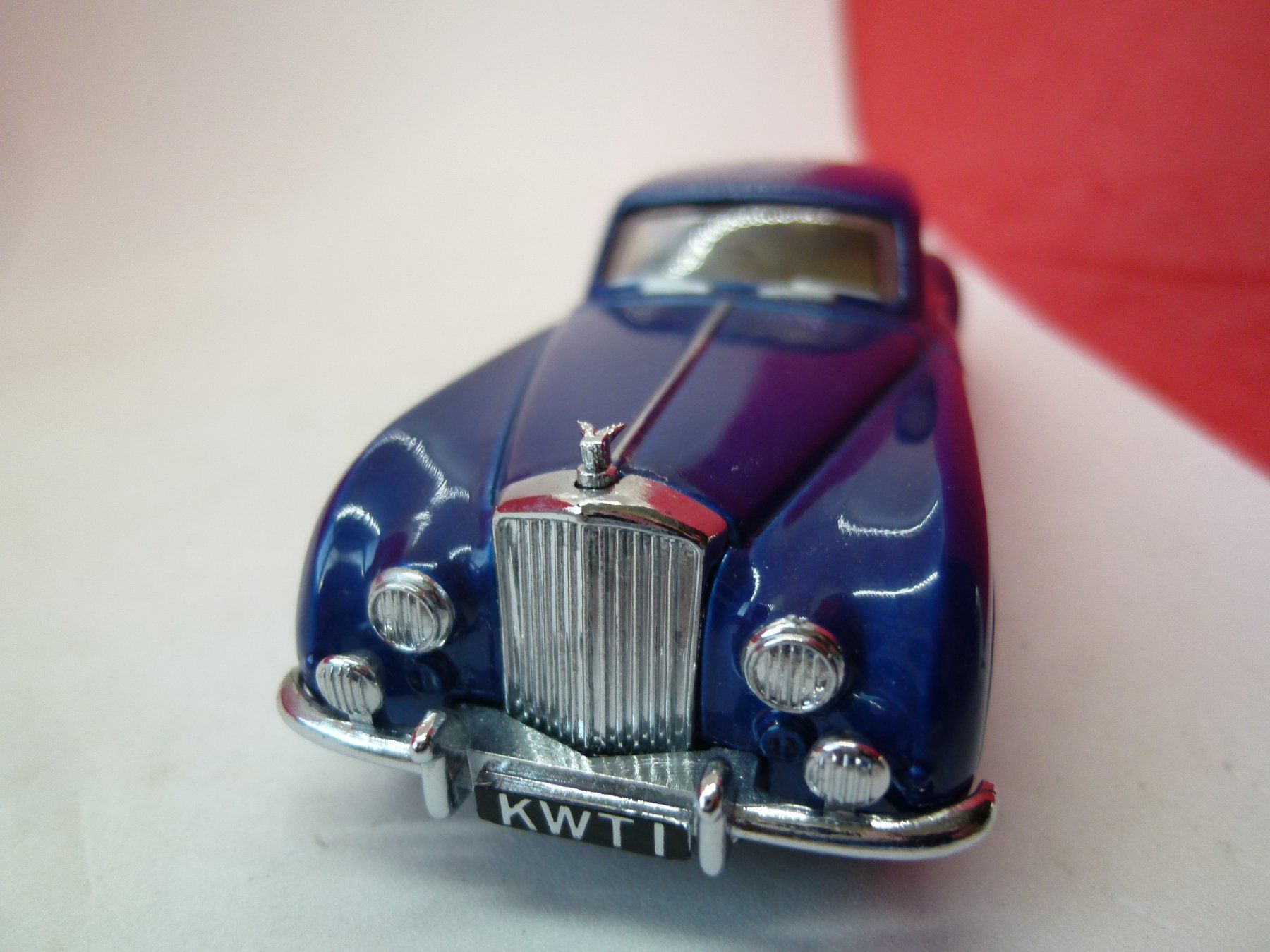 Bentley Modellini d'auto: Bentley  R-Type  Continental - blau - Dinky - Lack ! – Usato da Reiden venduto da Aston2 1