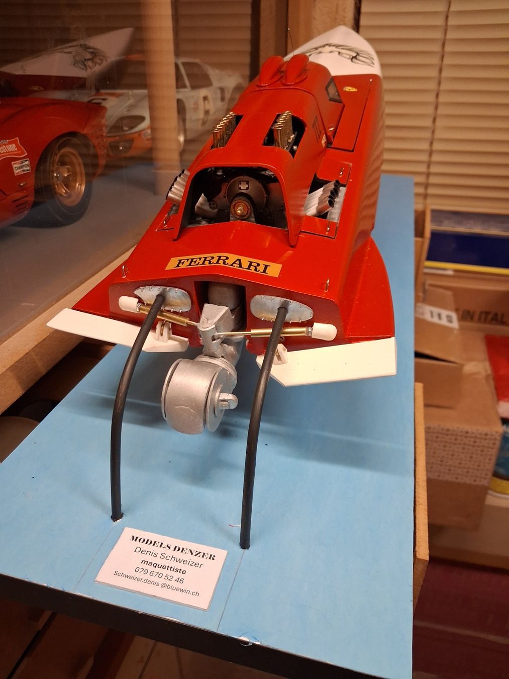 Kit di modellismo & Modellini statici: Maquette Hydrojet type "Cigarette" Courses offshore  1/12e – Nuovo e nell'imballaggio originale da Mézery-près-Donneloye venduto da denzer 2