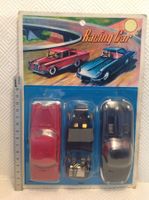 altes Set mit Jaguar-E & Mercedes 220S , Batterieantrieb
