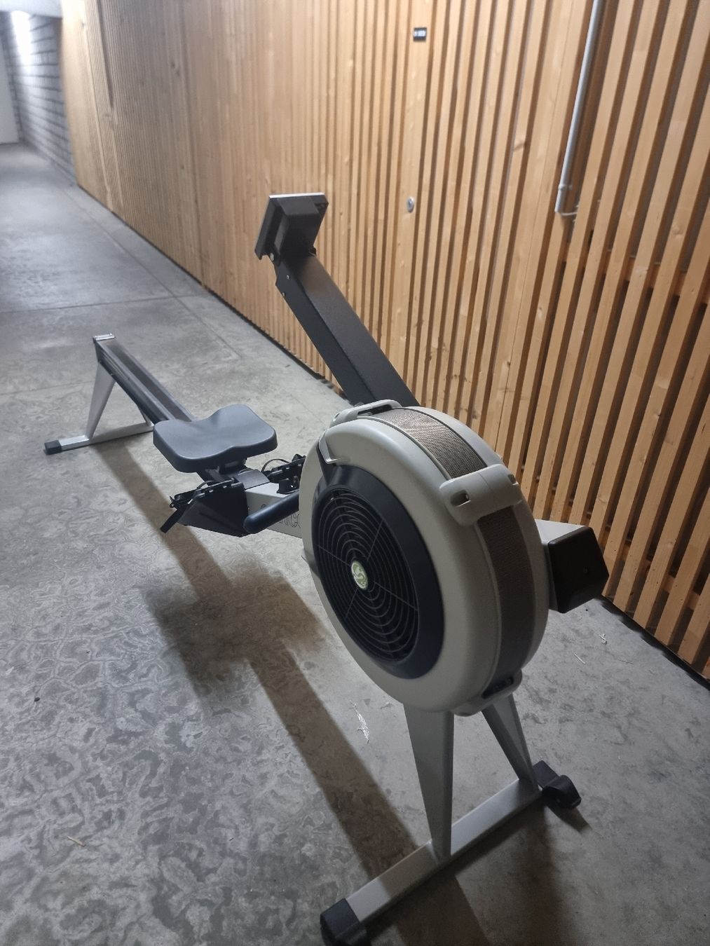 Concept 2 Hometrainer: Rudergerät Concept2 PM4 – Usato da Aarau venduto da Aboudx 2