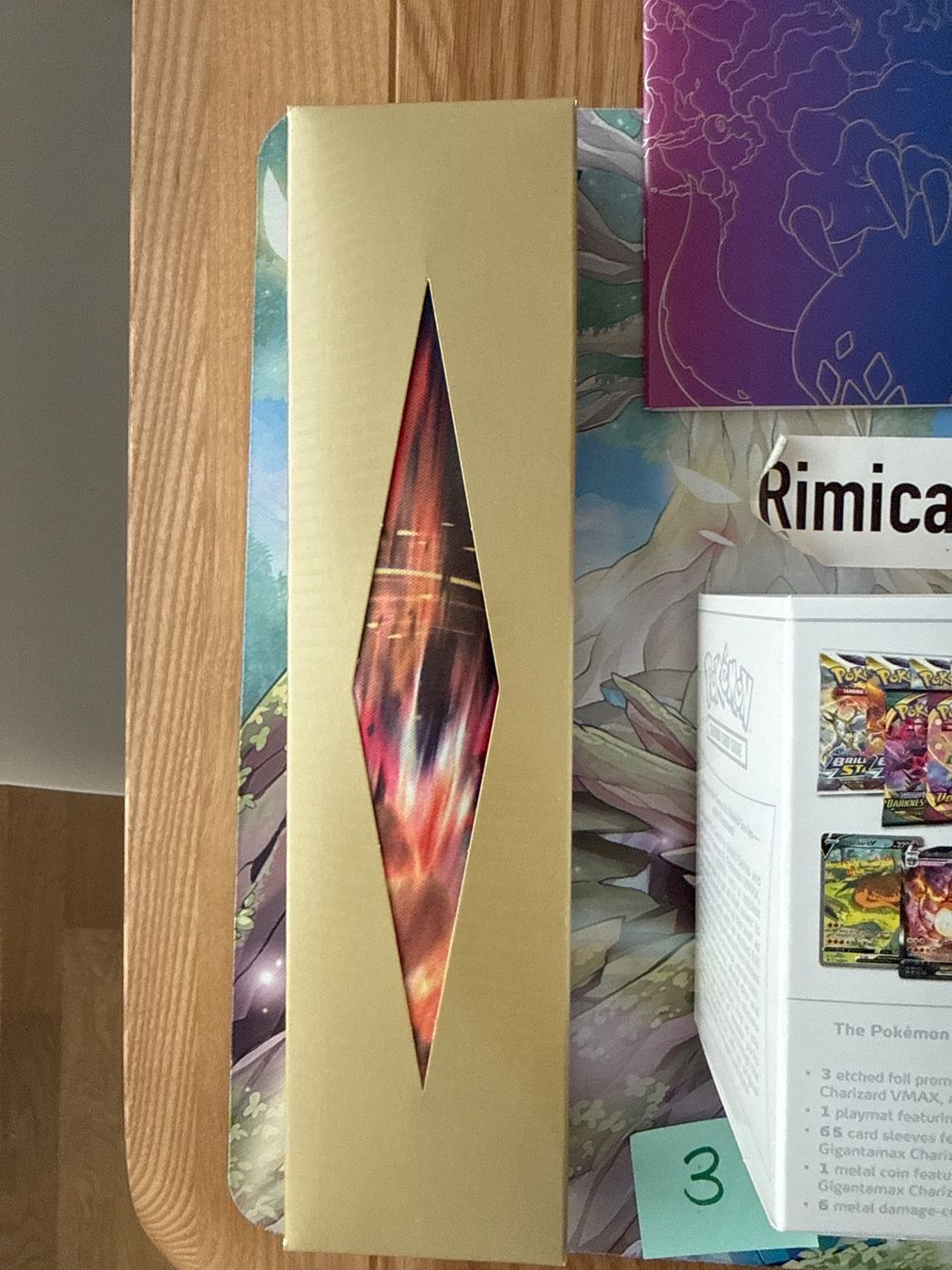 Pokémon Carte collezionabili: UPC Charizard Ultra Premium Collection Box EN geöffnet 3 – Nuovo (secondo la descrizione) da Niederweningen venduto da rimicanardo 1