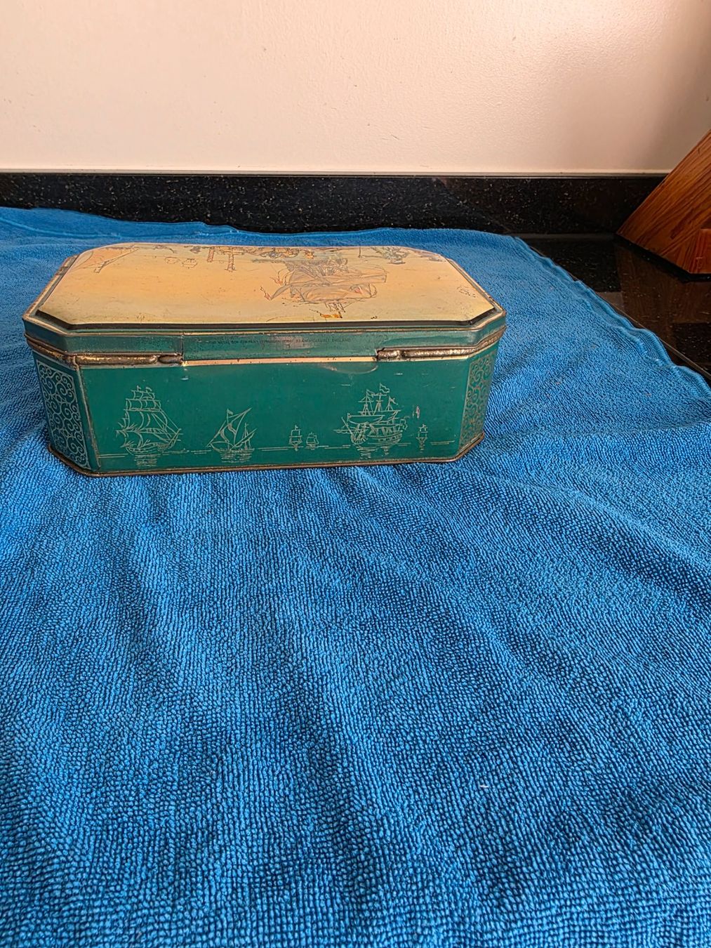 Contenitori & Simili: Alte Vintage Keksdose  Motiv Schiffsflotte – Usato da Villmergen venduto da stier74 2