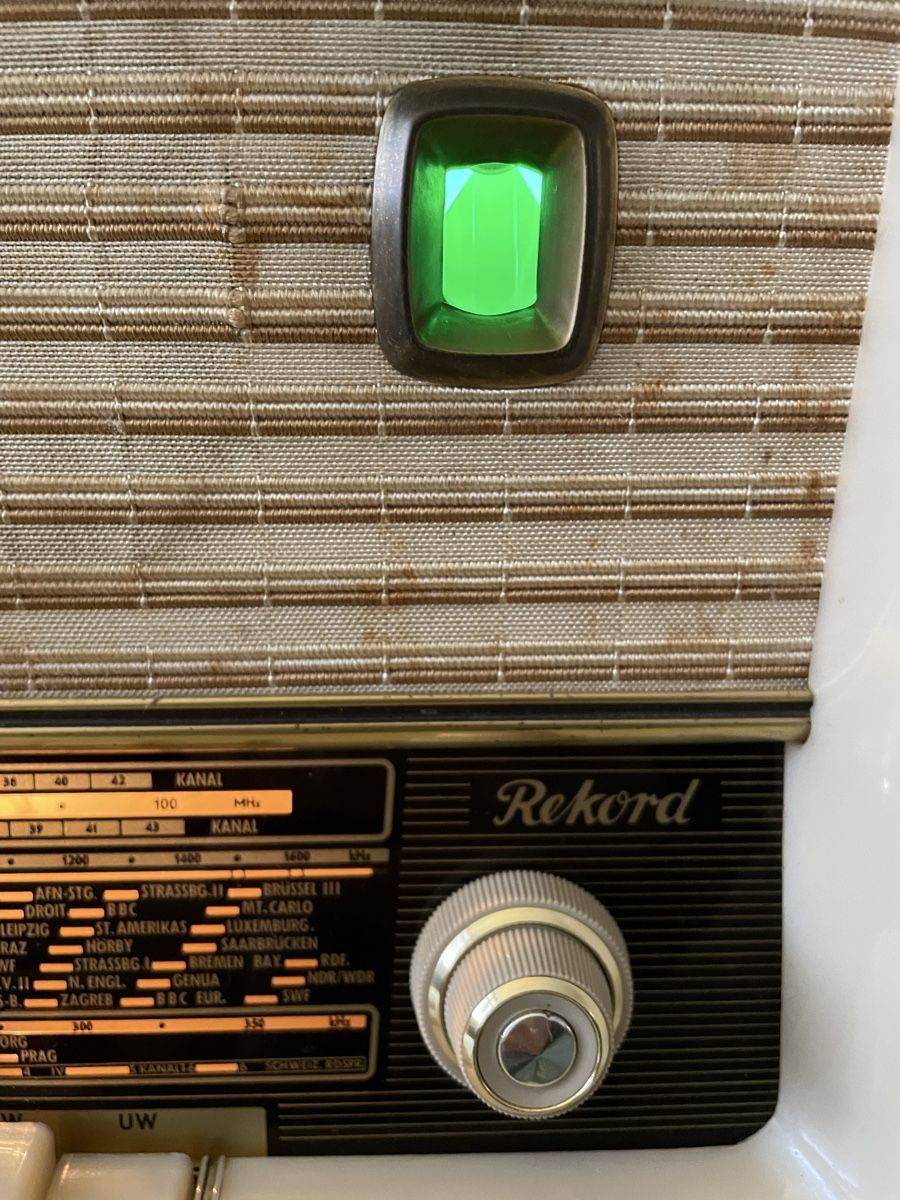 Loewe Radios: Loewe Opta Bella Rekord – Gebraucht aus Oftringen von Jradioman 7