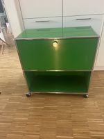 USM Haller – Meuble de rangement  sur roulettes/ 1300 CHF 