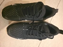 Nike Air Max 270 – Black Anthracite White Solar Red Star red