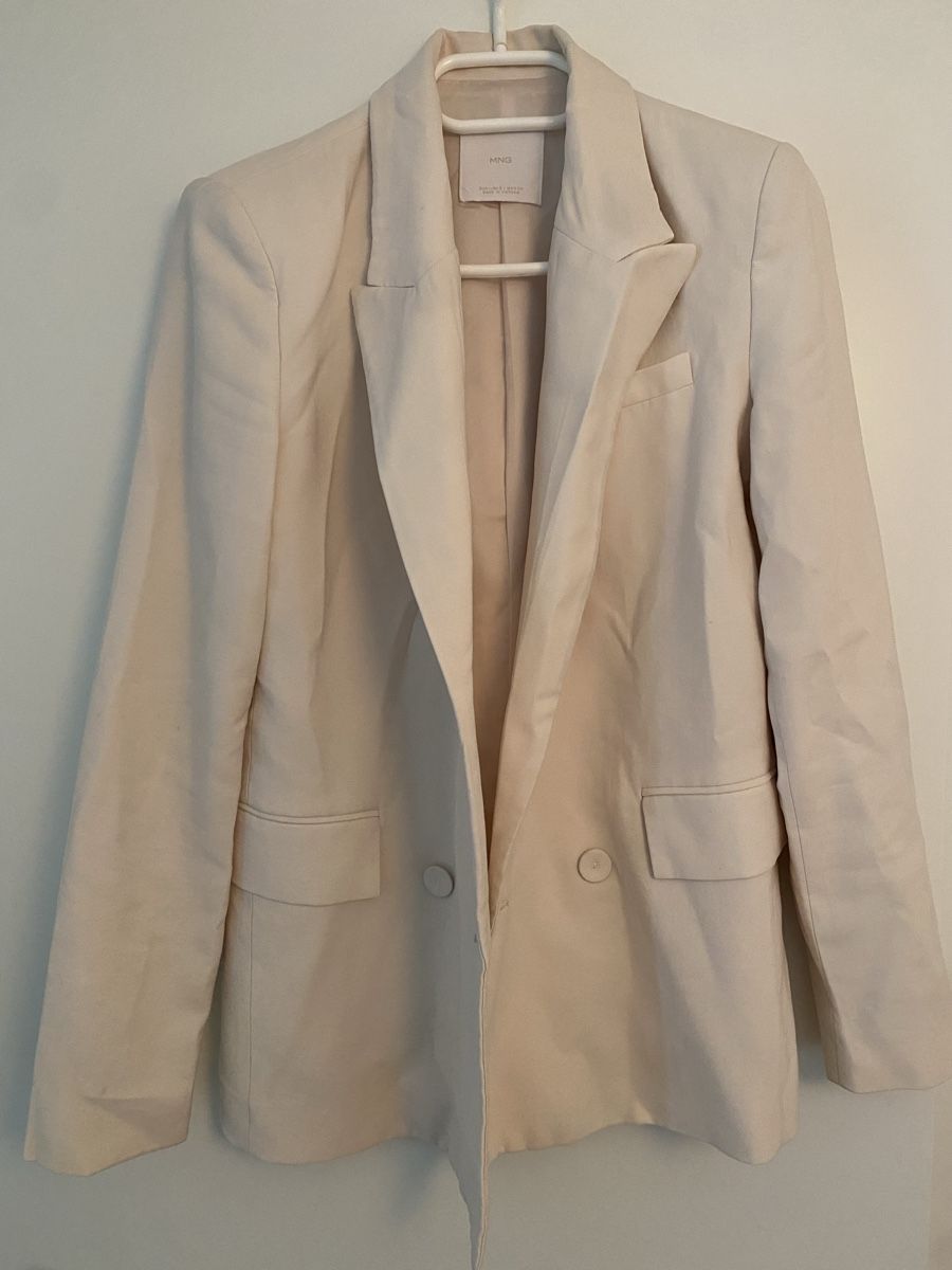 Zara Completi & Tailleur: Mango Oversize Blazer Beige – Usato da St. Gallen venduto da delideja01 3