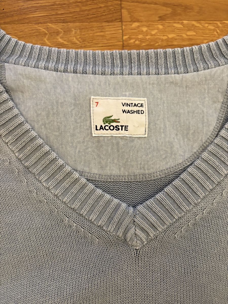 Lacoste Maglioni & Felpe: Lacoste Vintage Pullover, hellgrau/bl, V-Ausschnitt, L/XL – Nuovo (secondo la descrizione) da Langenthal venduto da hih_sfd7 1