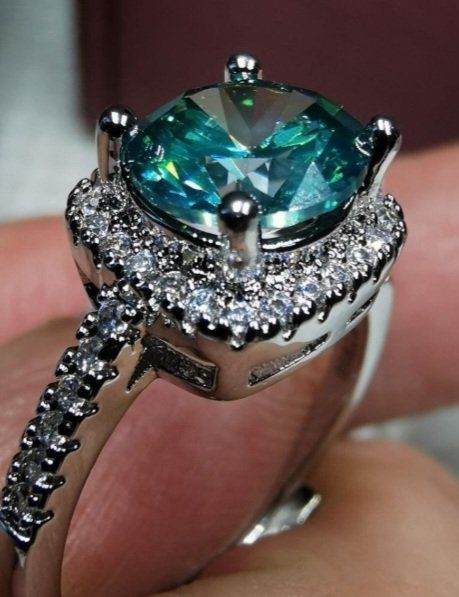 Anelli: Bague avec zircons – Nuovo e nell'imballaggio originale da Reconvilier venduto da MARCLAT 5