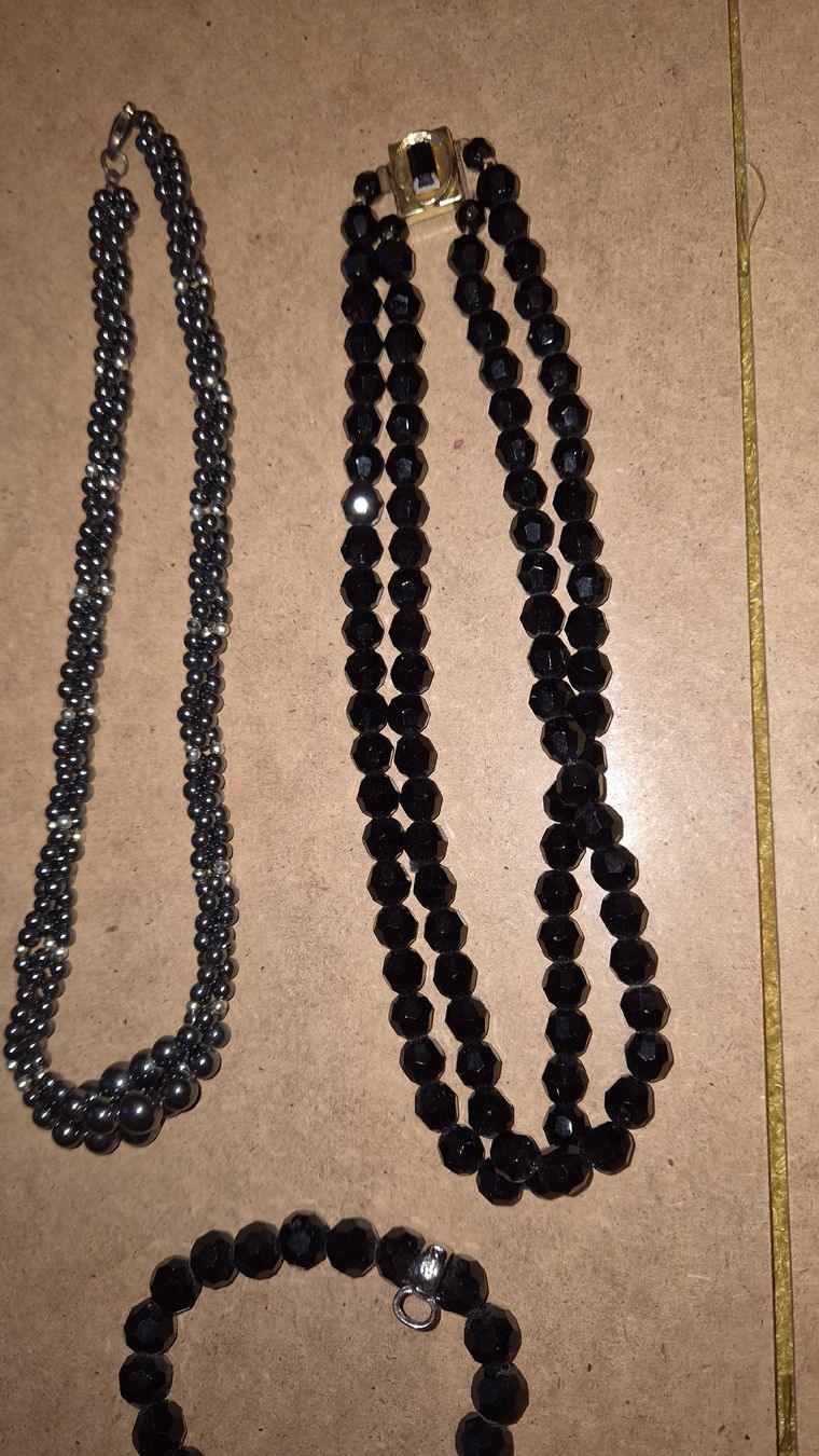 Altri gioielli: Schmuck Lot schwarz – Usato da Kölliken venduto da MissesBossTop1 2