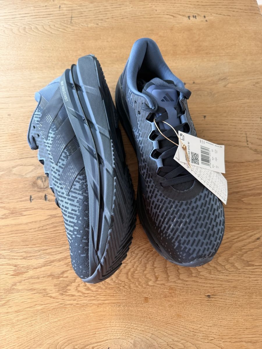 Adidas Scarpe da uomo: Neu adistar BYD statt 210.- nur 145.- – Nuovo e nell'imballaggio originale da Zürich venduto da Sebi.063 3