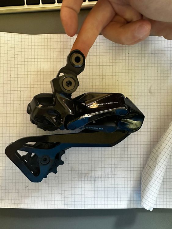 Dérailleur Arrière Shimano Dura-Ace Di2 RD-R9250 – 12 Vitesses, Sans Fil, Neuf, Japon