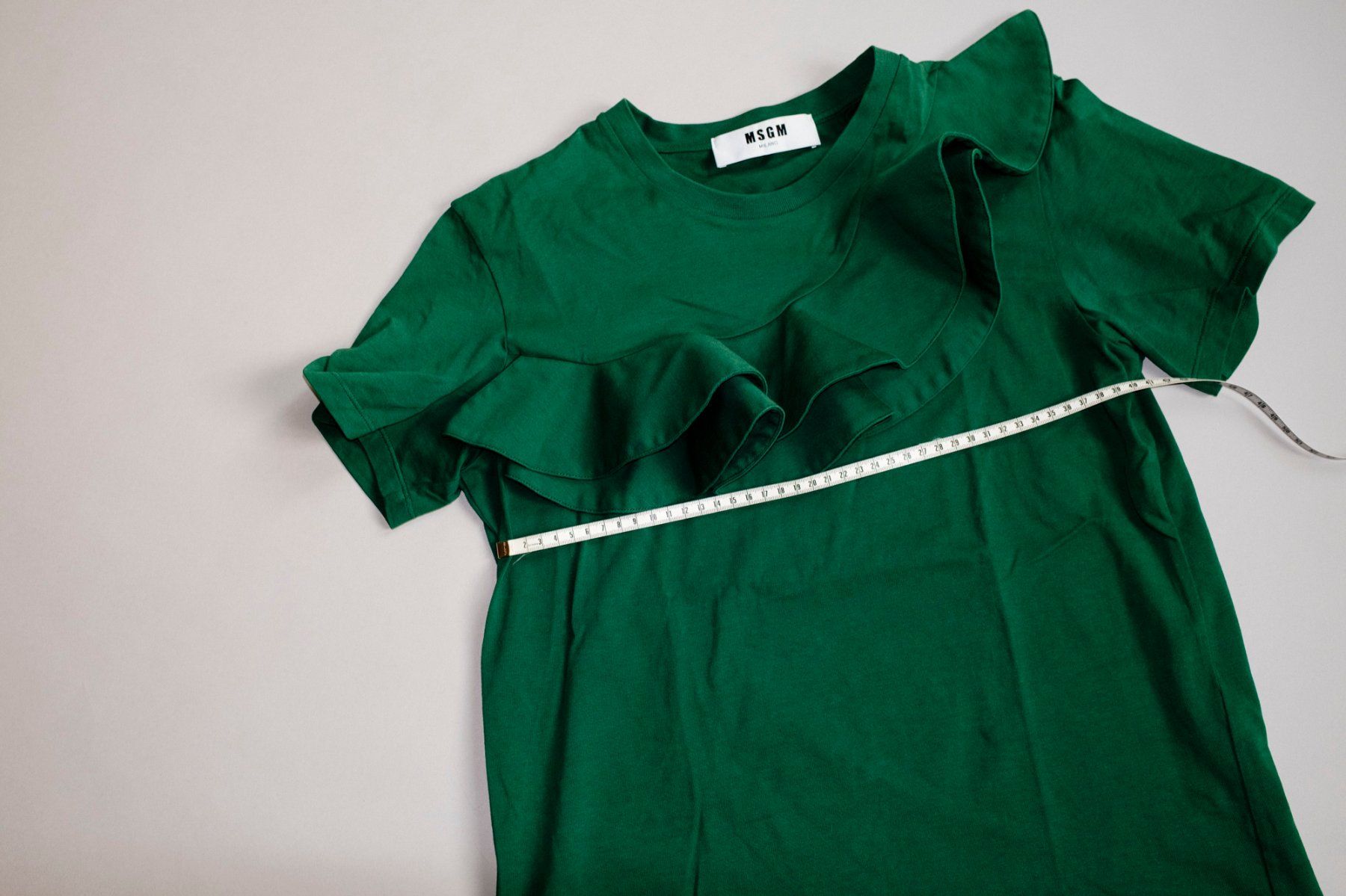 MSGM T-shirt: MSGM T-Shirt mit Volants, Gr. S – Usato da Zürich venduto da pinkmilkyway 3