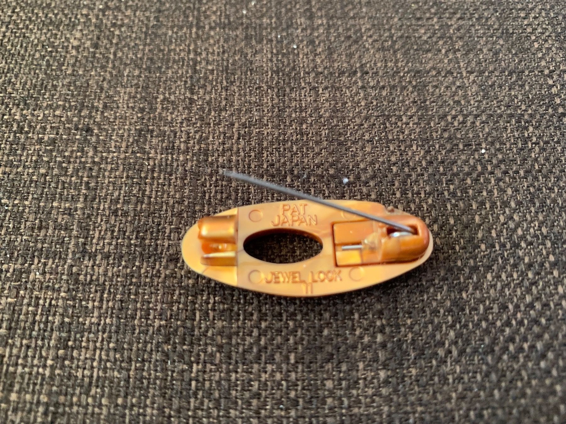 Broches & Aiguilles: Hijab-Pin / Sicherheitsnadel braun – Neuf avec emballage d'origine à Grenchen par SweetiesCH 1