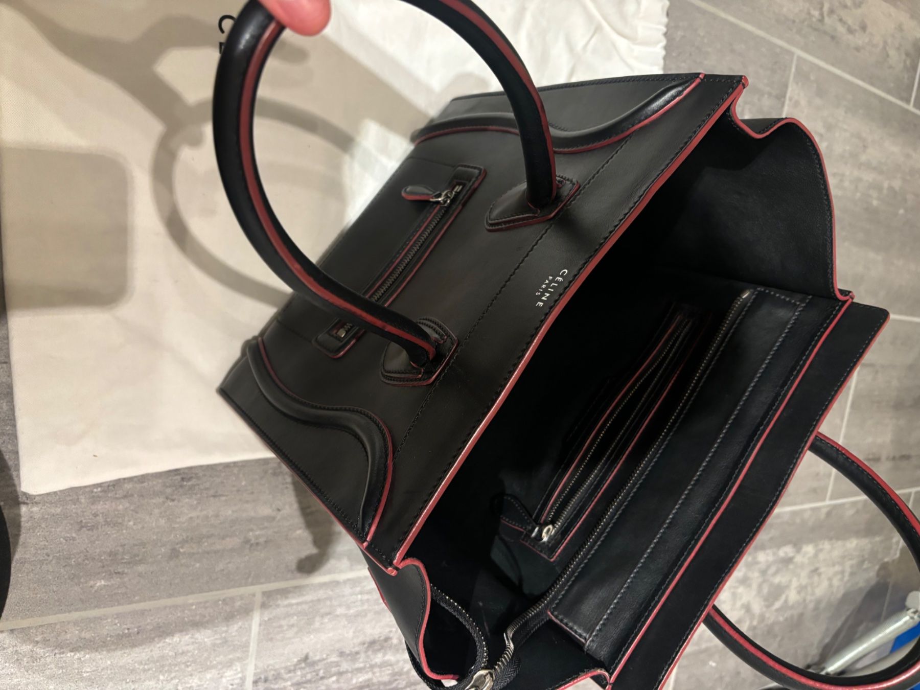 Celine Borse da donna: Originale Celine-Tasche. Céline large phantom. Wie neu. – Usato da Zell LU venduto da AliAli24 7