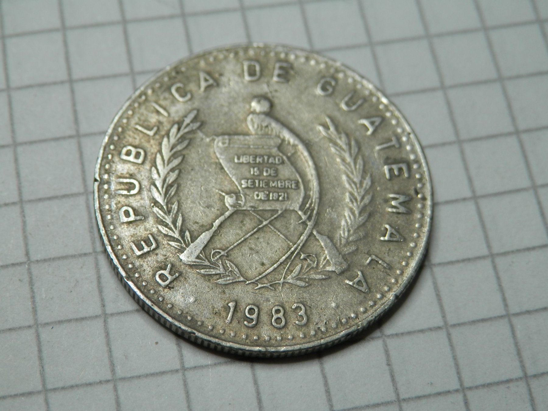 Tutti le monete: Guatemala  10 Centavos, 1983 – Usato da Weiach venduto da weiach81