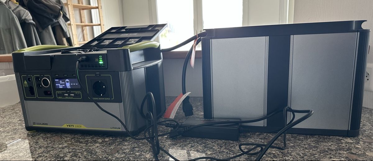 Goal Zero Accus: Powerstation GoalZero Yeti1000X, xpansion Tank, Solar Panel  – D'occasion à Abtwil SG par CCSch 2
