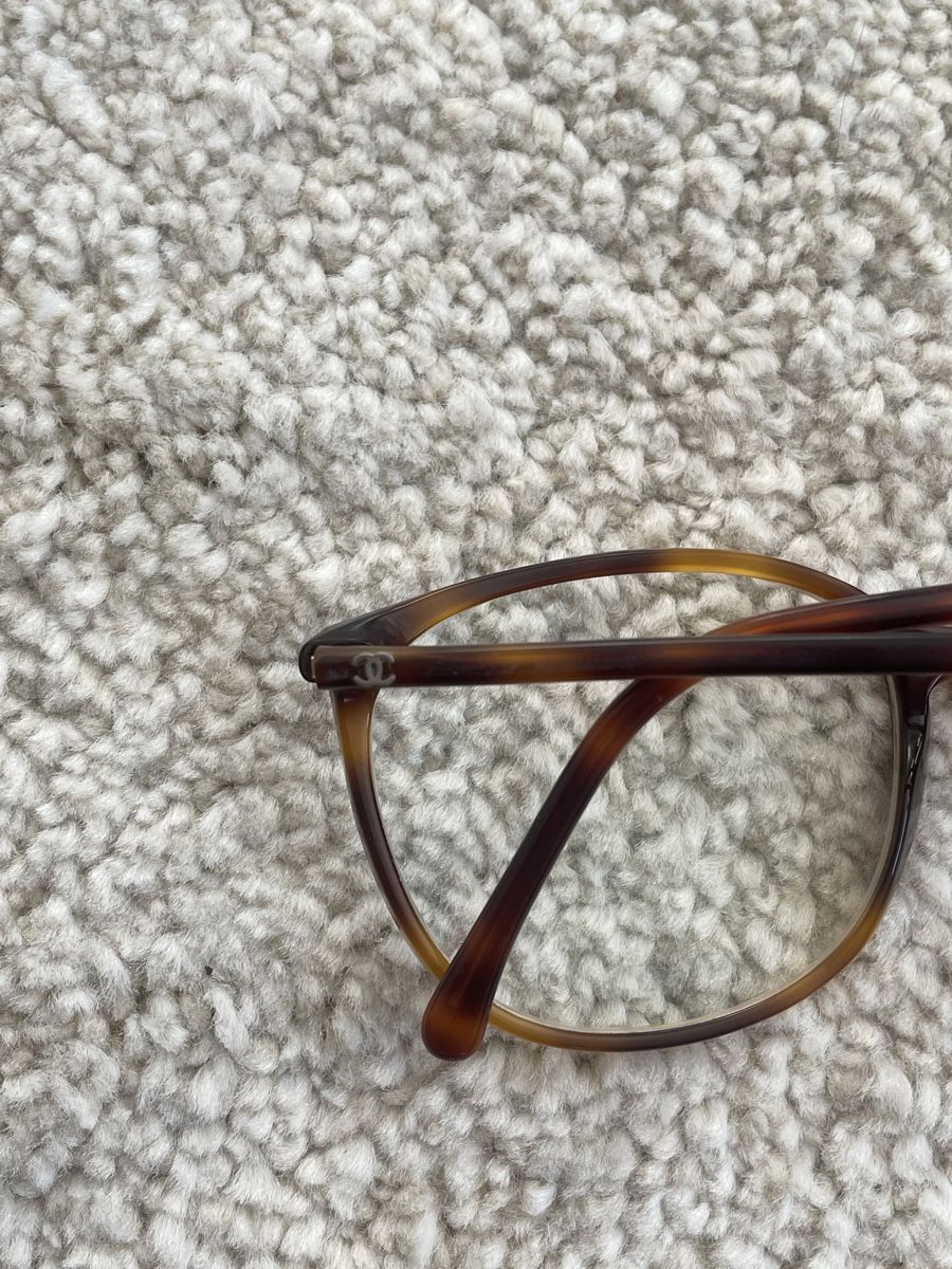 Chanel Brillen & Gläser: Chanel Brille mit Korrektur – Gebraucht aus Zürich von liz_l6f7 1