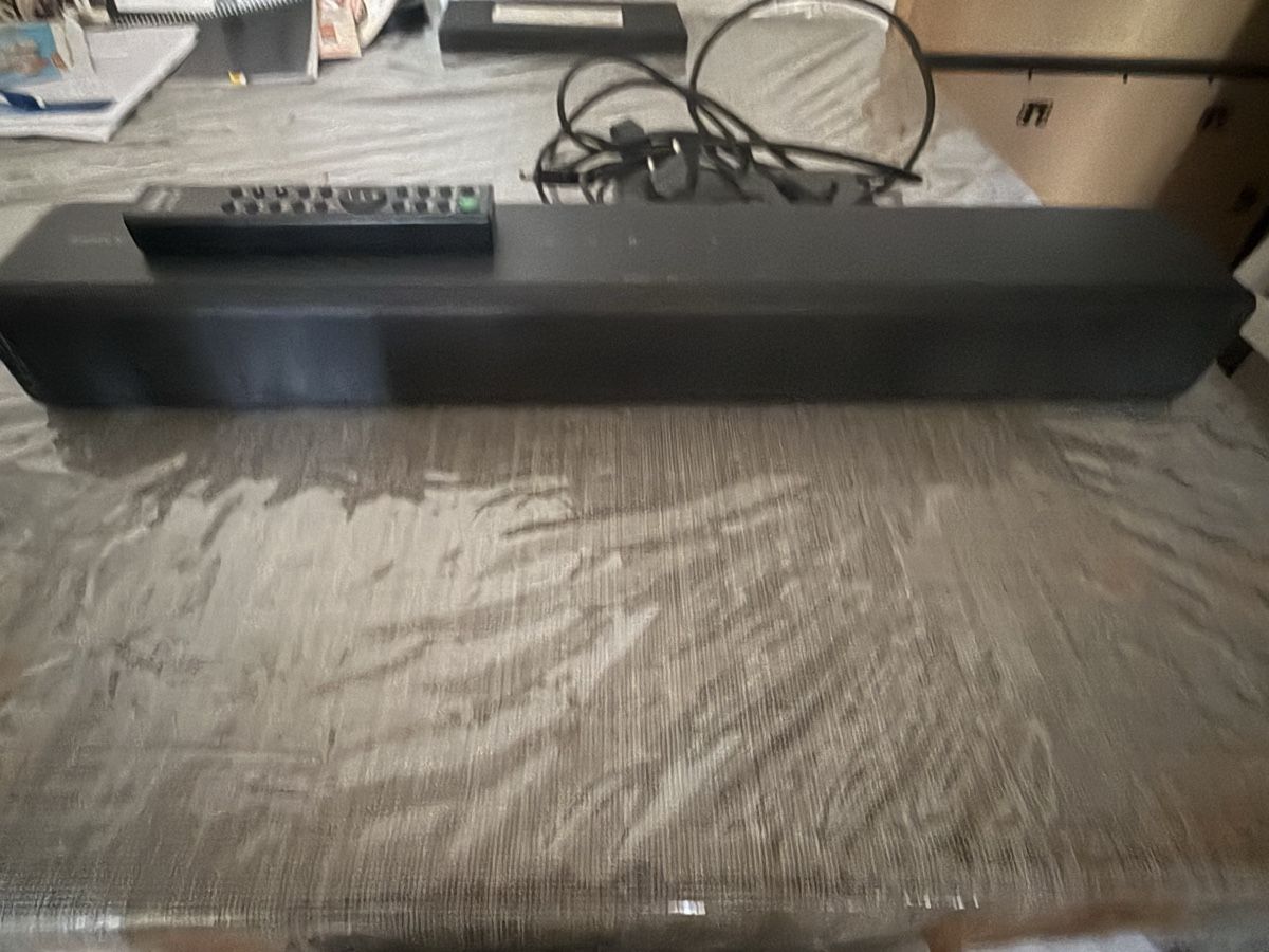Sony Casse acustiche: Barre de son Sony avec télécommande et adaptateur secteur – Usato da Genève venduto da Nov_231201