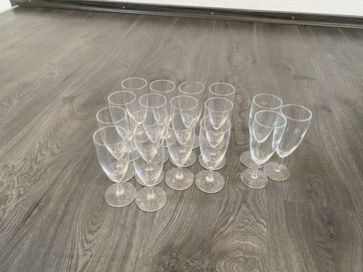 Bicchieri: 17 Champagner Gläser 1dl – Usato da Hägglingen venduto da Karin0802