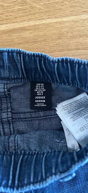 Pantalons: Hosen Jogger 98 – D'occasion à Bern par Salamander86 1