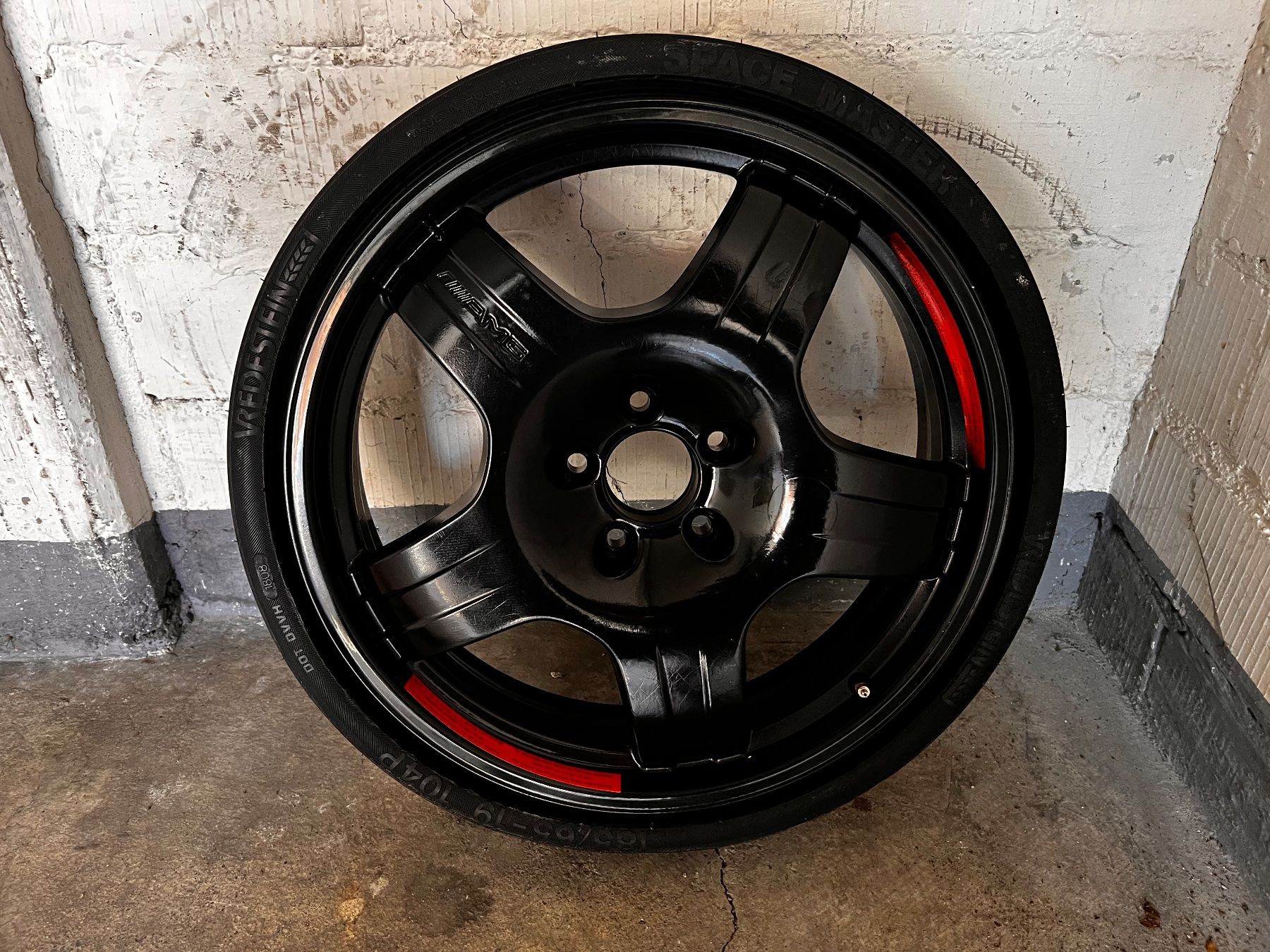 Mercedes-Benz Pneus & Roues: Reserverad Mercedes AMG A164 – D'occasion à Neuhausen par ion_6nb9
