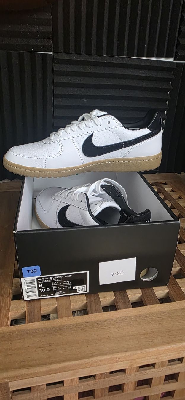 Nike Chaussures hommes: NIKE Field General 82 SP – Neuf (Voir description) à Chur par ACE18