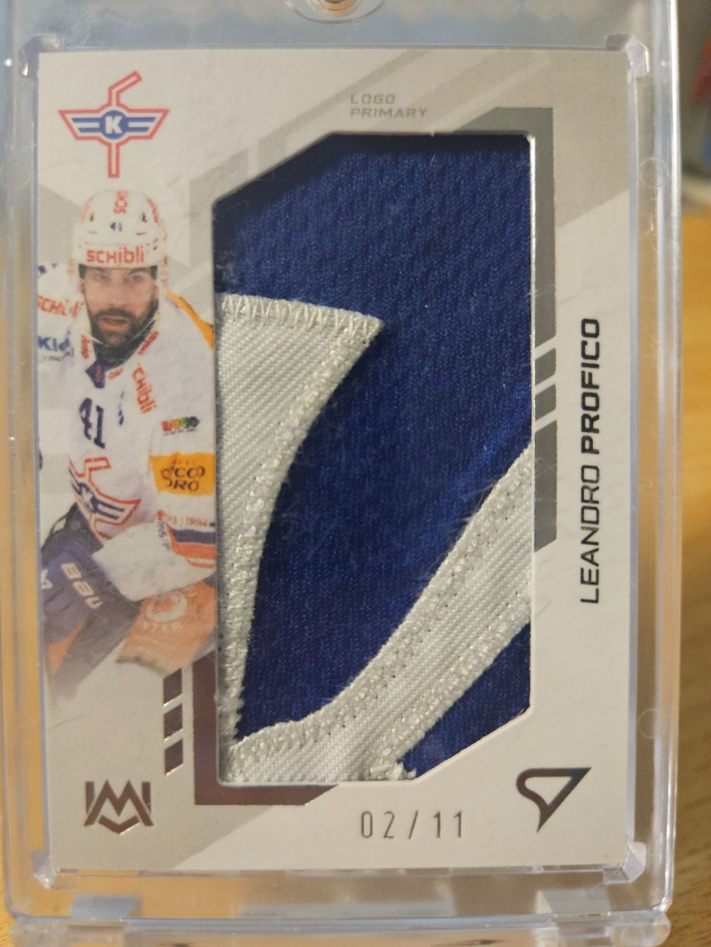 Sportzoo Carte collezionabili: Leandro Profico - EHC Kloten - Unique Mark - Logo - 02/11 – Nuovo (secondo la descrizione) da Nänikon venduto da AdrianL