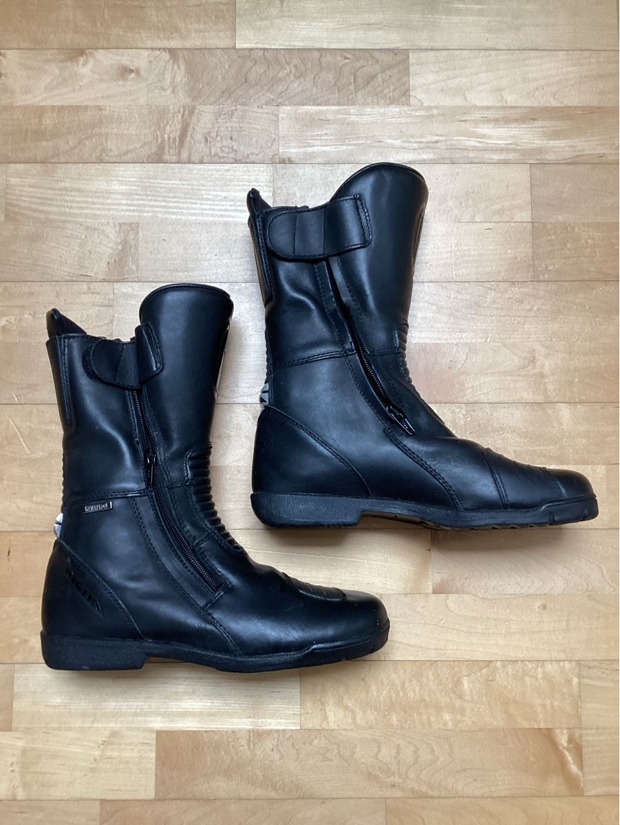 Scarpe da uomo: Motorradstiefel Richa Waterproof – Usato da Flims Dorf venduto da beat974