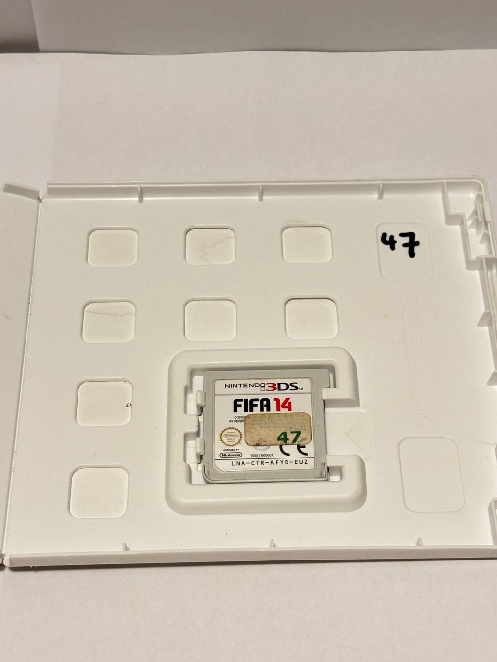 Nintendo Jeux: Nintendo 3ds FIFA 14 – D'occasion à Widnau par Puch-Garage 3