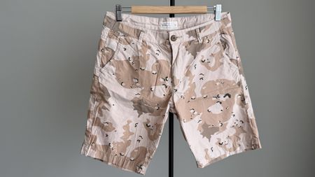 Herren leichte Sommer Shorts RESERVED Gr. 31 Camouflage