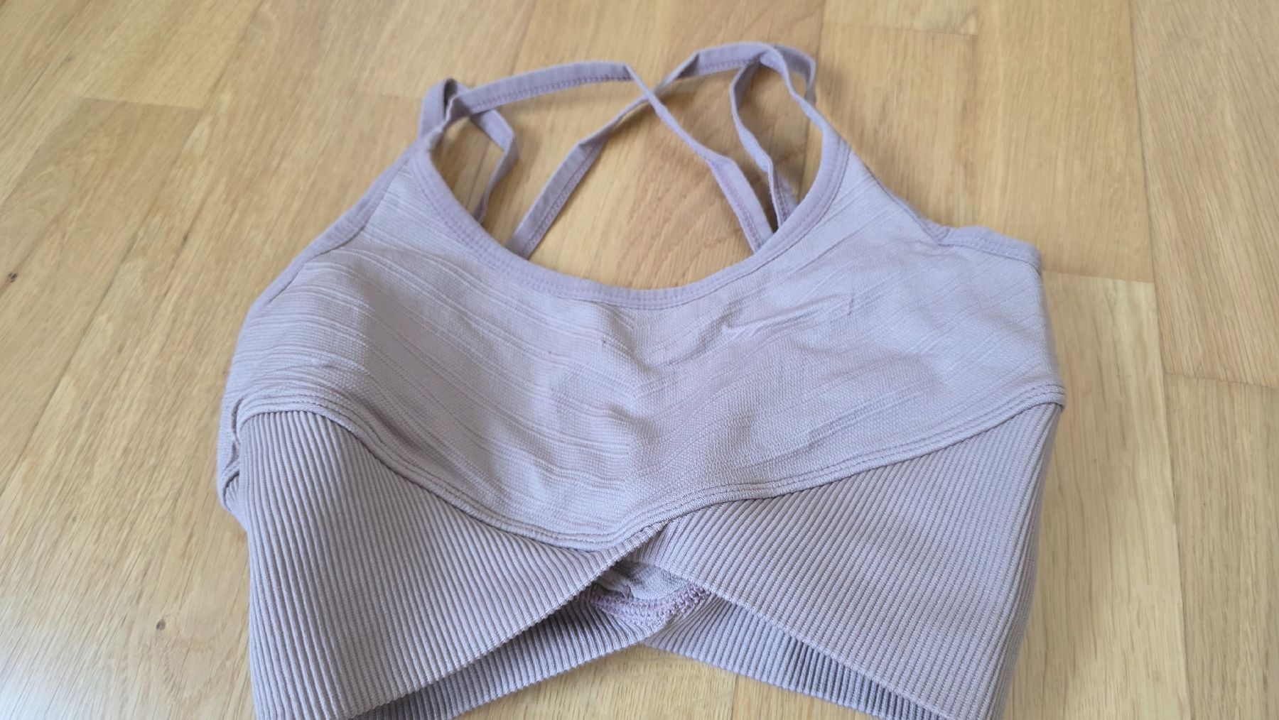 Lotti di vestiti: Sportset – Usato da Dübendorf venduto da Jolenia 6