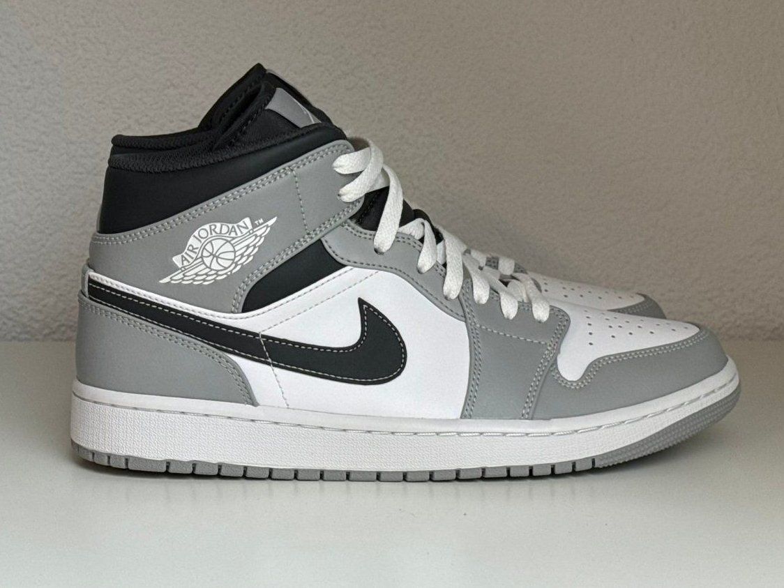 Jordan Herrenschuhe: Air Jordan 1 Light Smoke Grey gr 43 – Neu und originalverpackt aus Muhen von mauyo 2