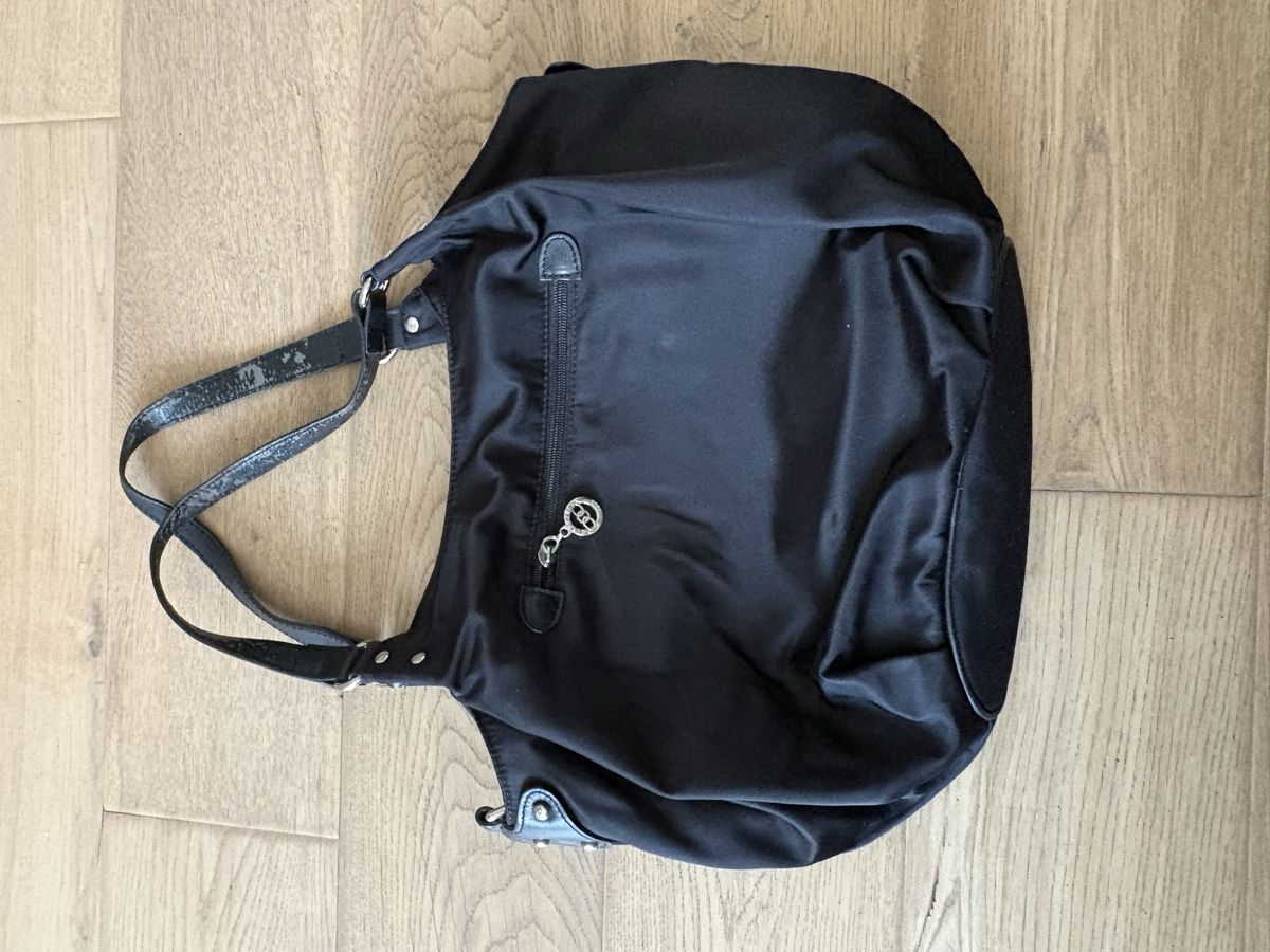 Sacs femmes: Sac cabas noir – D'occasion à Lausanne par Sha_btd 4