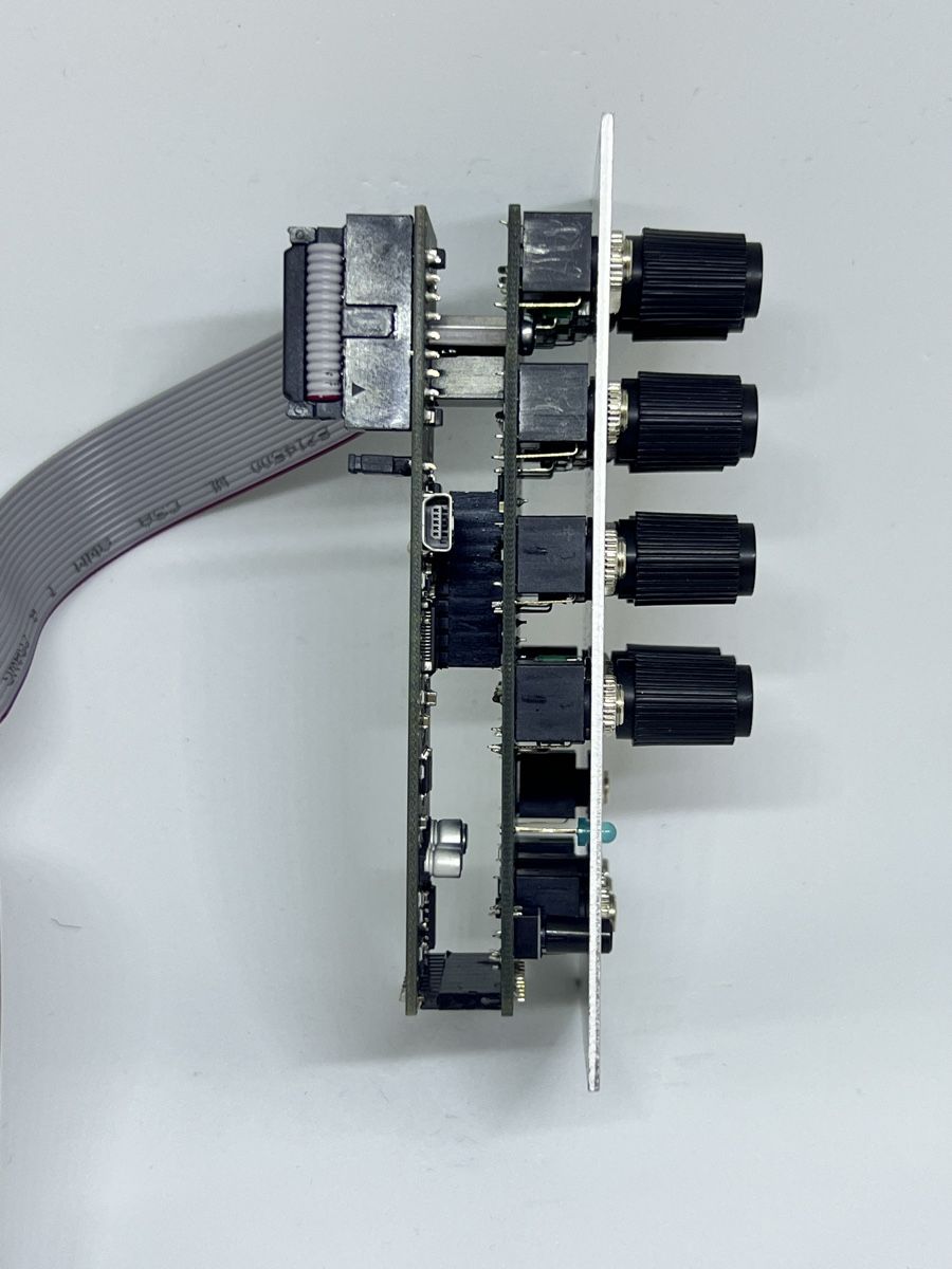 Strumenti musicali: Audio Damage ADM12 Neuron (Eurorack Modular) – Usato da Teufen AR venduto da Fabe 1