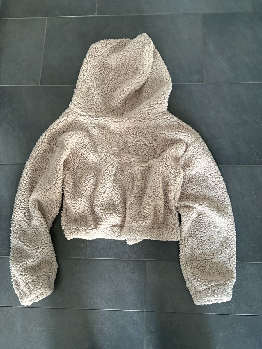Lotti & Set di vestiti: 2 Teddy jacken, Grösse S – Usato da Schwarzenbach SG venduto da Manmar 3