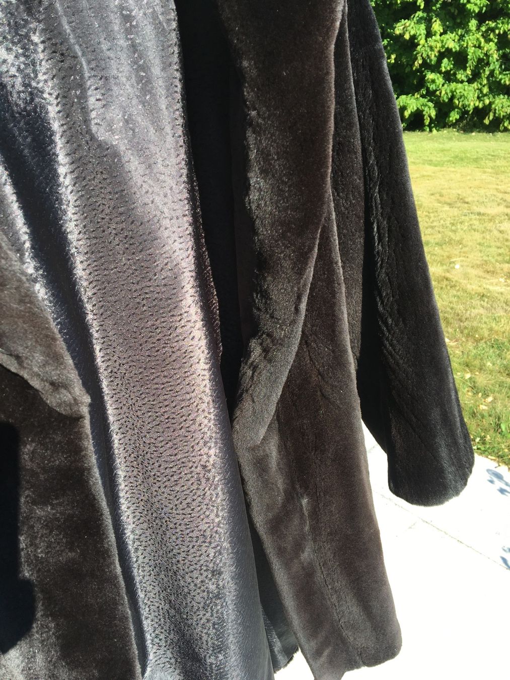 Mäntel: Manteau de fourrure noir – Gebraucht aus Vufflens-le-Château von vcourvoisier 2