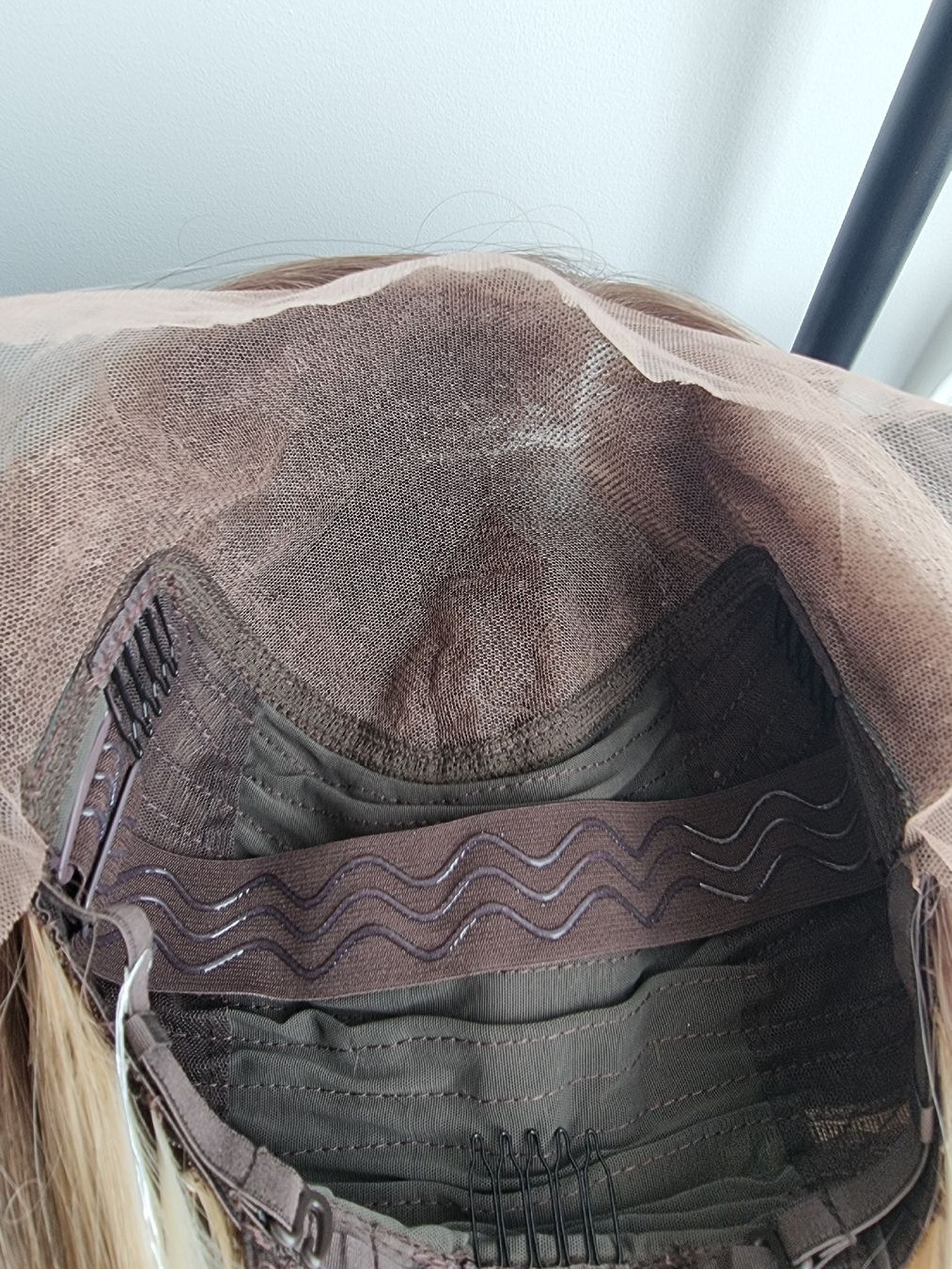 Parrucche: New wig. Glueless. Blond hair – Nuovo e nell'imballaggio originale da Zürich venduto da pla_tm9w 9