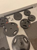 Hantelset mit Stange und Gewichte