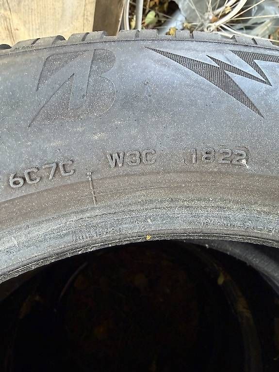 Pneus & Roues: 4x winter reifen 235/55/ R18 – D'occasion à Safenwil par Roni2023 4