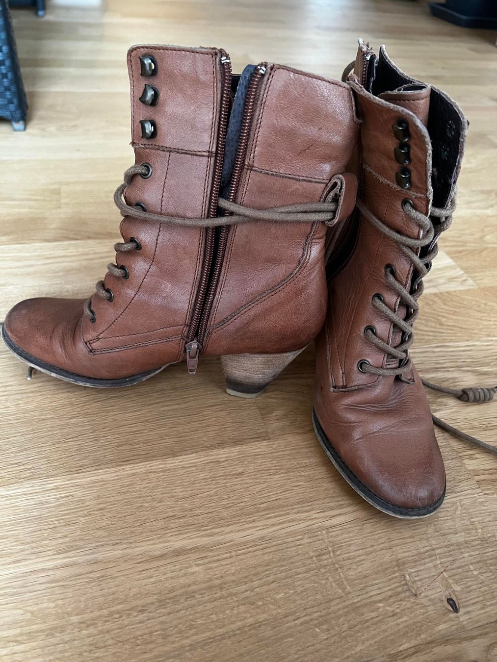 Scarpe da donna: Schuhe 36 aus Leder – Usato da Riehen venduto da edu_92w7 5