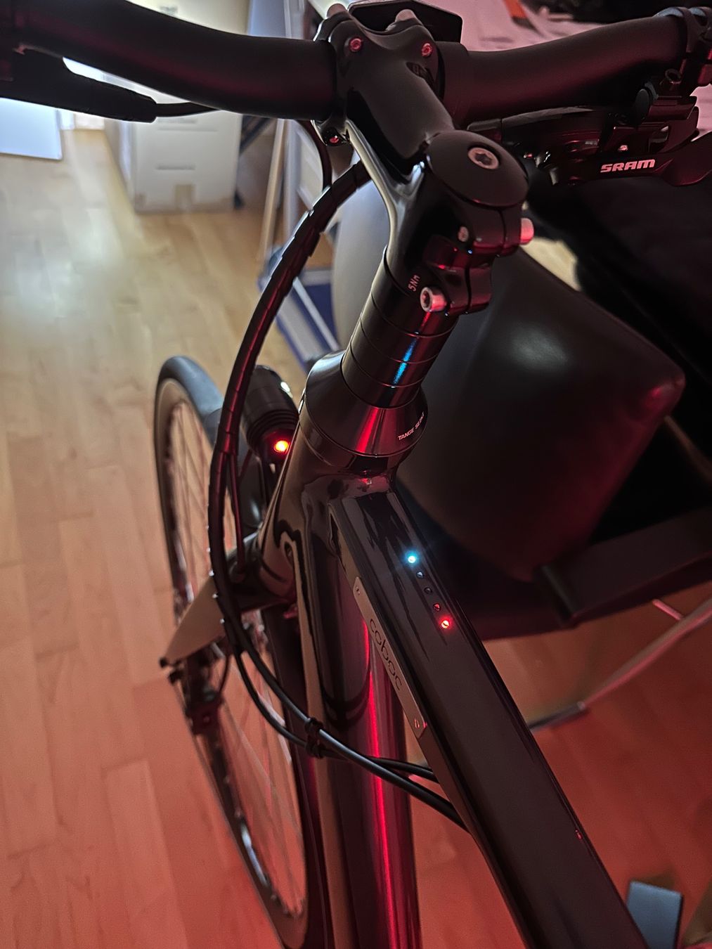 Velos: Coboc Elektro Rad neuwertig, Rahmengrösse.63cm Akku noch neu – Neu (gemäss Beschreibung) aus Uitikon Waldegg von Almostheaven 9