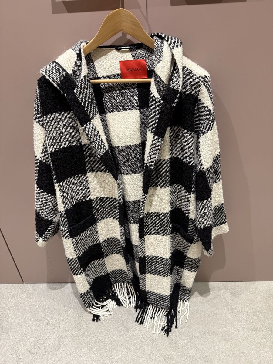 Cappotti: Max&Co Strickjacke / Mantel  Gr.S Schwarz/Weiss – Usato da Maienfeld venduto da griti666