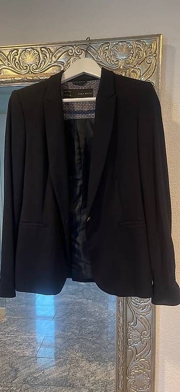 Giacche: Blazer Gr. S dunkelblau – Usato da Arni AG venduto da GerberSandra