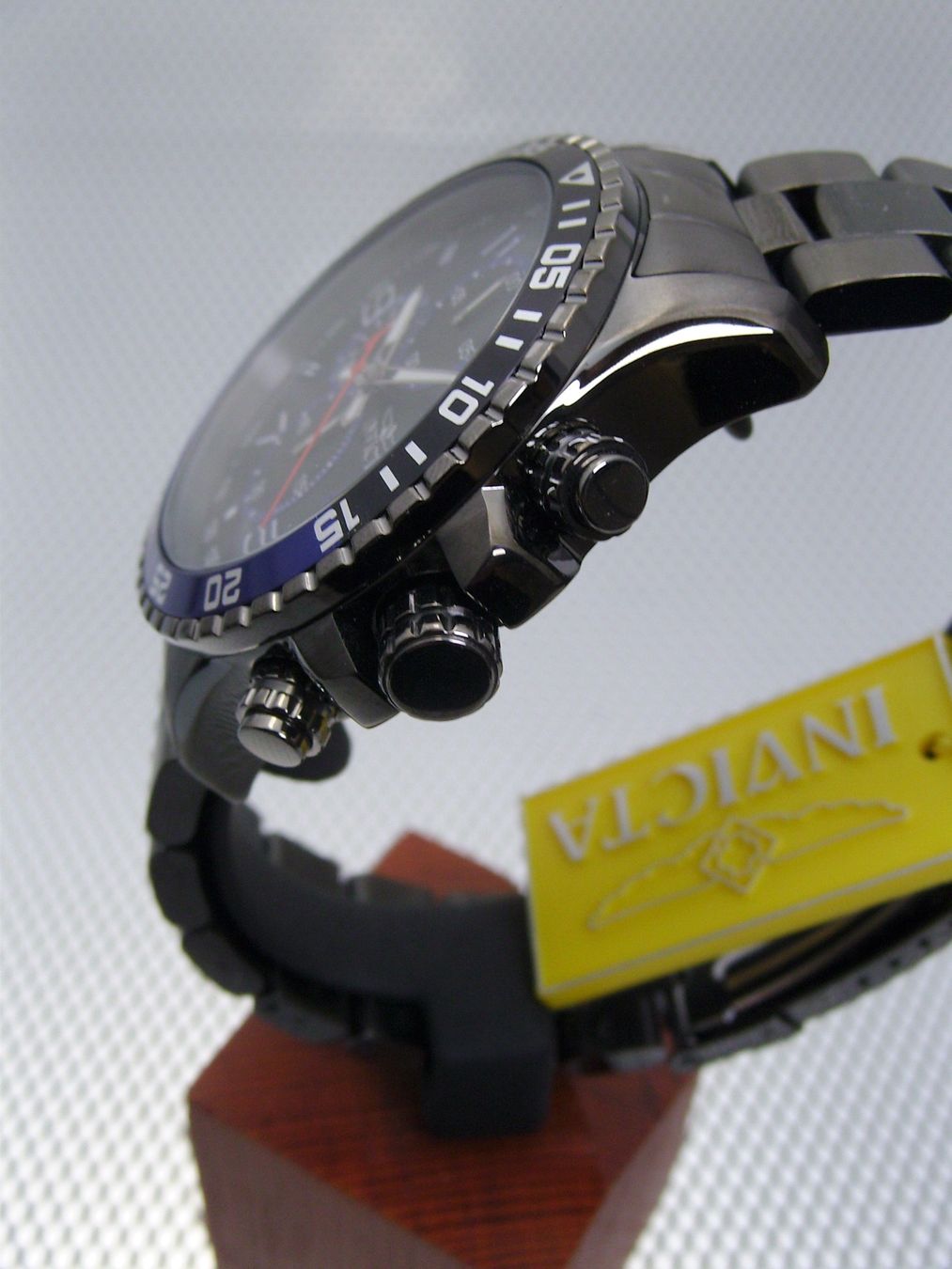 Invicta Uhren: Neuer, ungetragener Invicta Chronograph – Neu und originalverpackt aus Mels von niezie2002 8