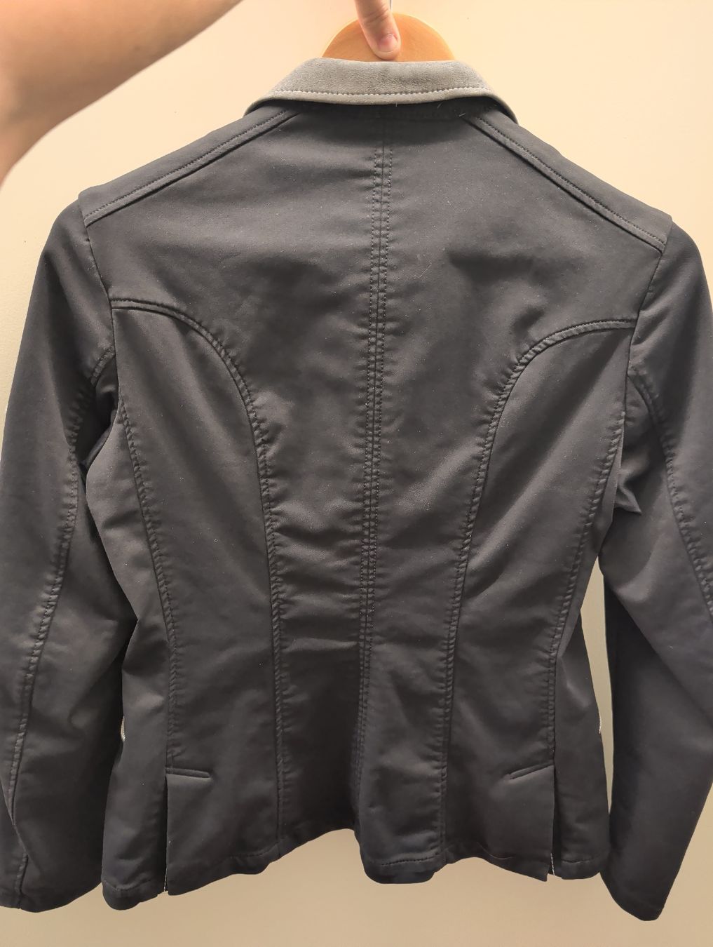 Pikeur Vestes: Turnierjacket – D'occasion à Rüti zh par hae_p9fs 2