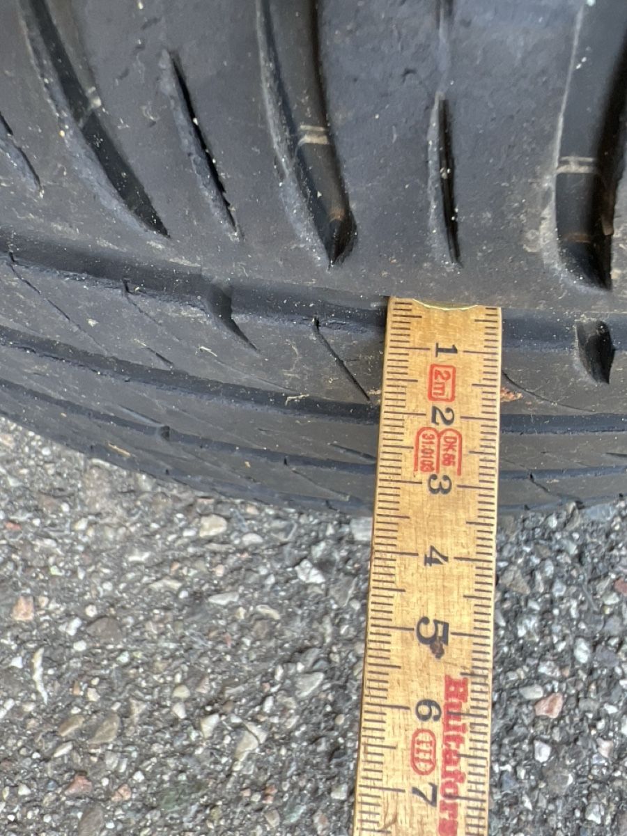 Pneus & Kompletträder: Sommerräder, 215/50 R17, 6mm – Gebraucht aus Wiler b.Utzenstorf von bar_8hpq 6