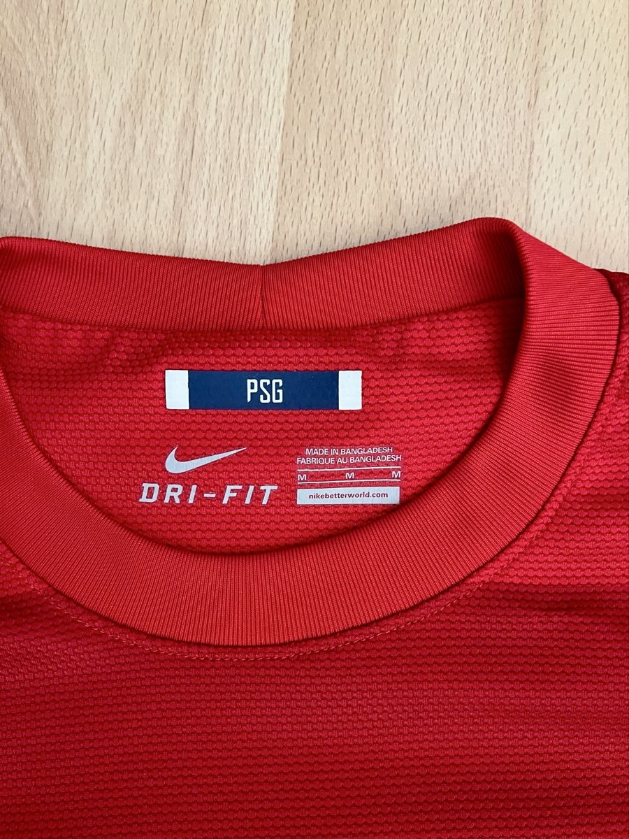 Nike Canottiere & Pantaloni: Vintage Paris Saint-Germain Trikot  – Usato da Chur venduto da ruetizh 1