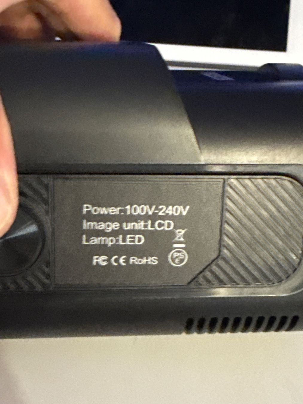 Proiettori: LED Beamer Projektor Ultra HD – Nuovo (secondo la descrizione) da Allschwil venduto da meeresperle 3